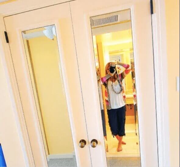 Hang Two Mirrors To Your Closet To Dress It Up