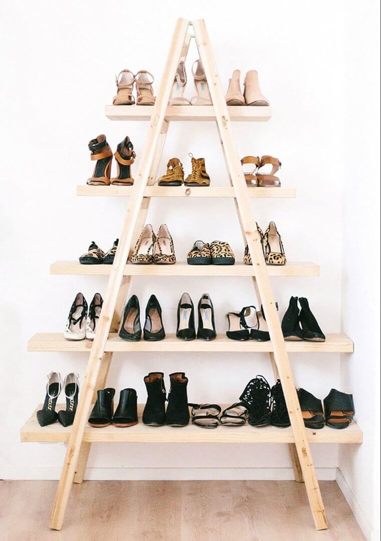 Repurpose Your Ladder And Make A Shoerack